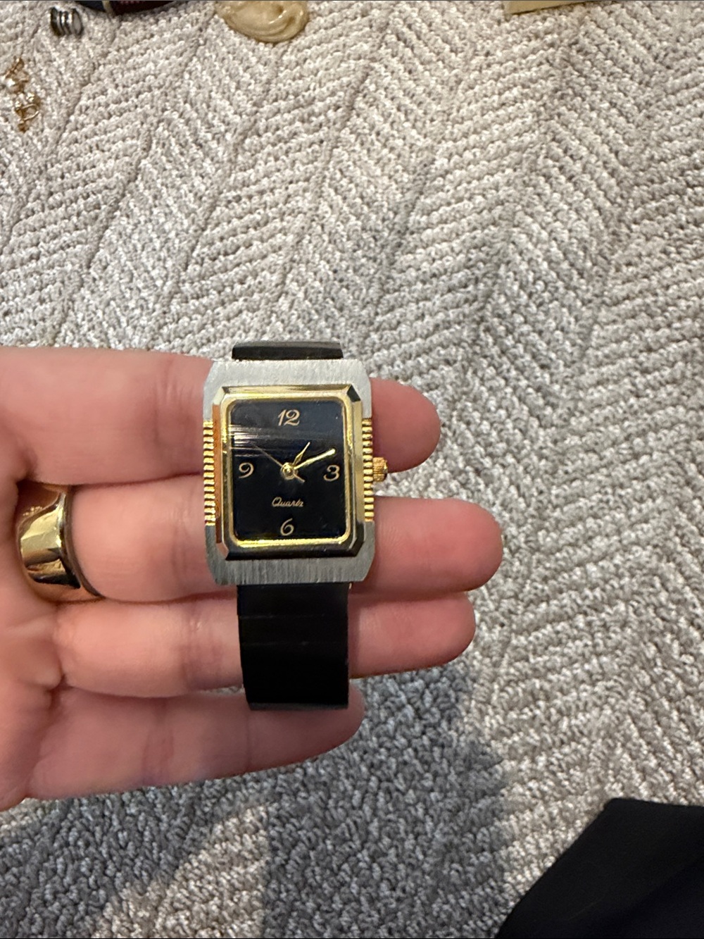 Black and Gold Quartz Dress Watch - Unbranded